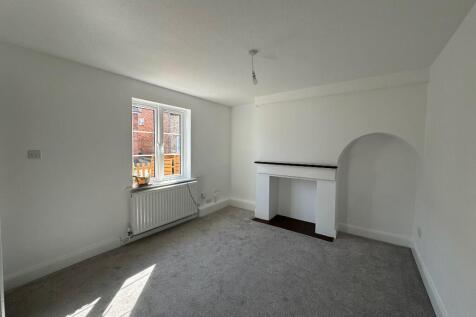 High Street, Henlow, Bedfordshire, SG16 photo 4