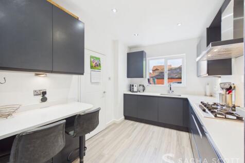 Kitchen / Breakfast Room