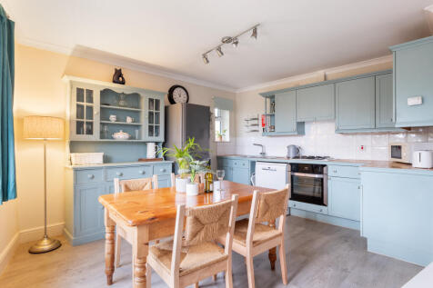 67aa020dcdae8_Trelawney Court 2-10