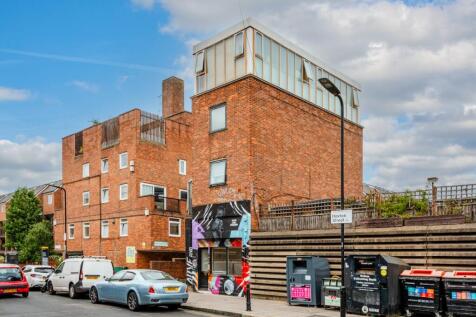 Hoxton St 147 - 9.jpg