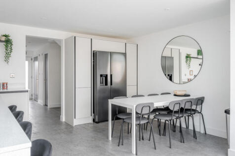 1349487-3-68c01e2...