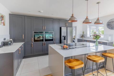 Kitchen Living Area