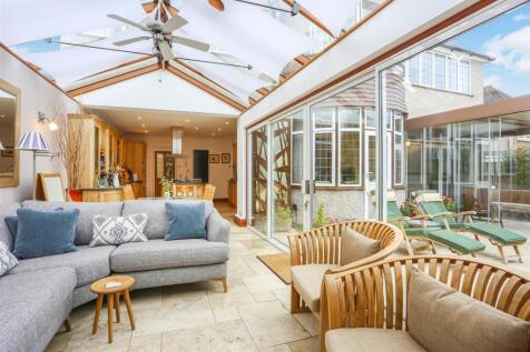 1548903635 - WESTCOTT WAY, SM2 - 12.jpg