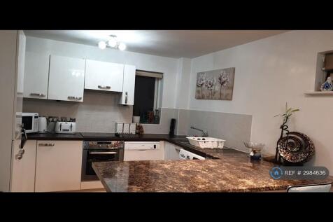 Kitchen With Island