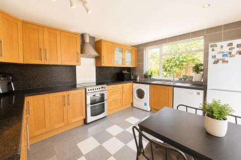Roseby Way, Bedford photo 5