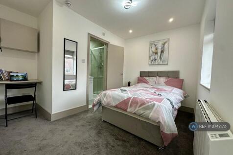 Bedroom 3 (1st View)