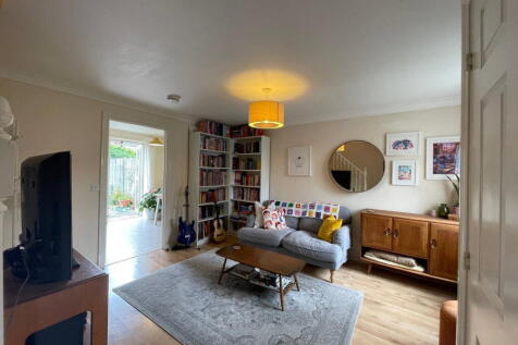 The Oaks, Newbury, RG14 7US photo 3