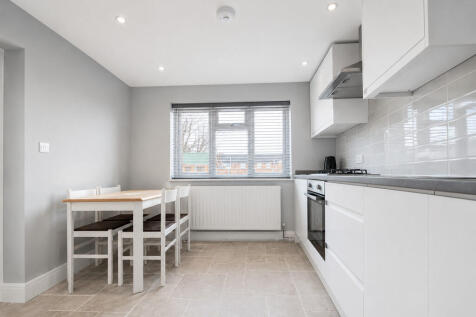 Kitchen - Angle 1