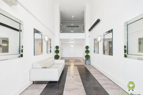 EweMove Basingstoke Winterthur Way Communal Lobby