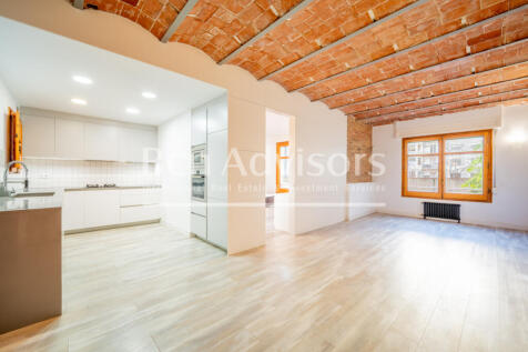tranquilo-y-luminoso-piso-reformado-con-element...