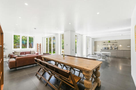 Bassett Road, London photo 4