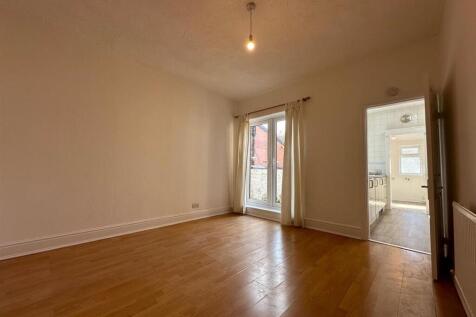 Grenville Street, Stockport, SK3 photo 3