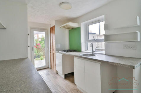 Kitchen Shot 2