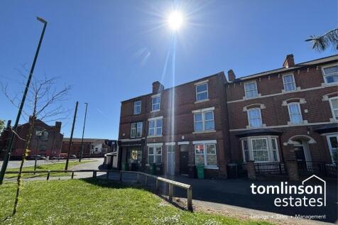 4 Bedroom mid terrace house - HMO