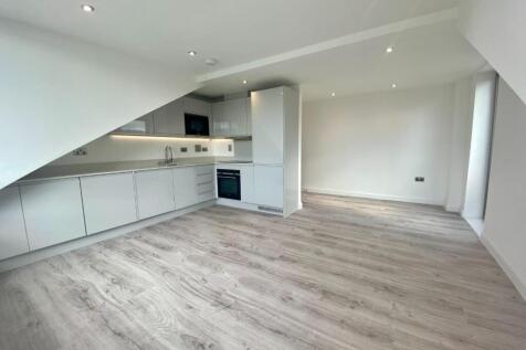 Kitchen 1.jpeg