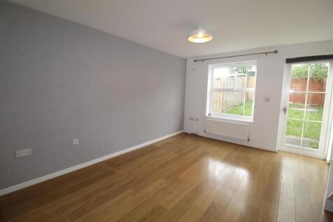 Hastings Way, Savile Park photo 4
