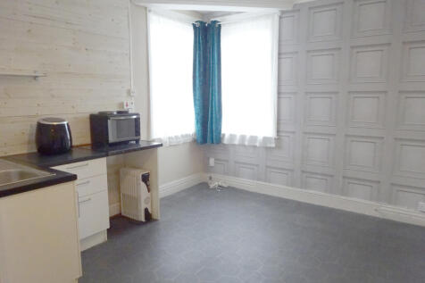 Lounge/Kitchen