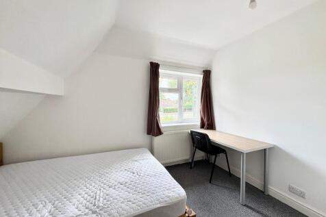Middleton Boulevard, Nottingham photo 5