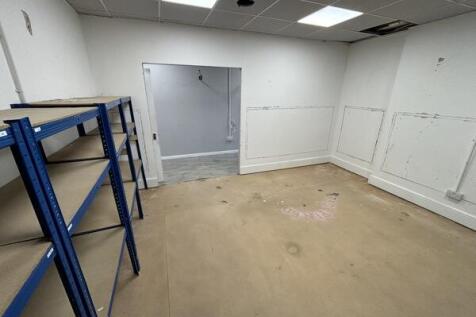 Light Industrial to rent Image 5