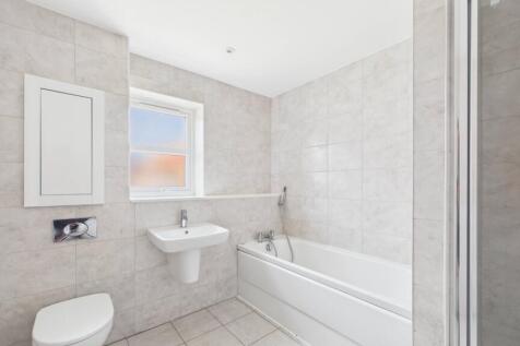 Pavilion Rise - Bathroom (1)