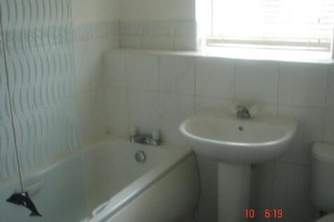 25CentaineRoadBathroom
