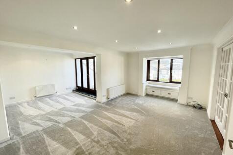 Pelham Court, St. Smithwick Way photo 4