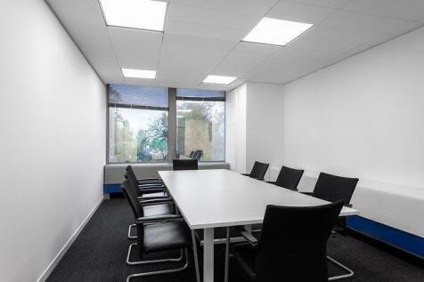Serviced Office to rent Image 4