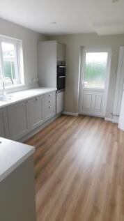 2 Charlton Close, Sutton Farm, Shrewsbury SY2 6HP photo 4