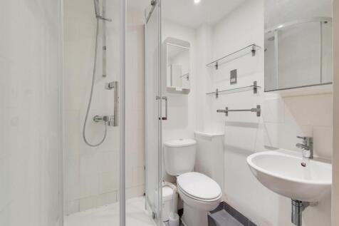 3_Main Ensuite-0