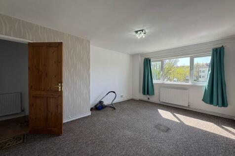 Byron Way, Northolt, UB5 6AY photo 3