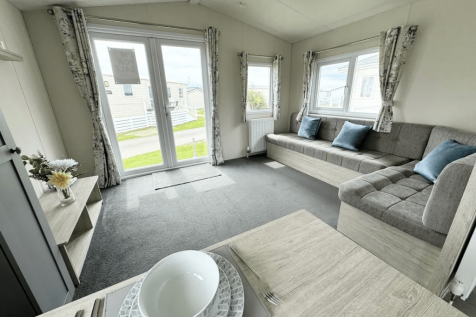 Delta Hailsham Lounge At Solent Breezes