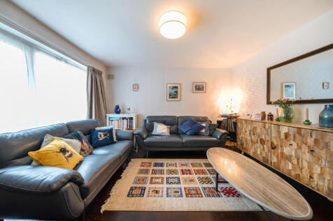 1369077-10-68f0e9...