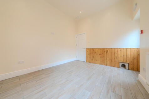 Saffron Lane, Leicester, Leicestershire photo 5