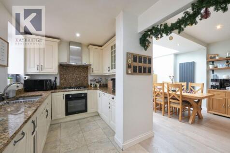 Stoneleigh Park Road, Epsom - KT19 0QT