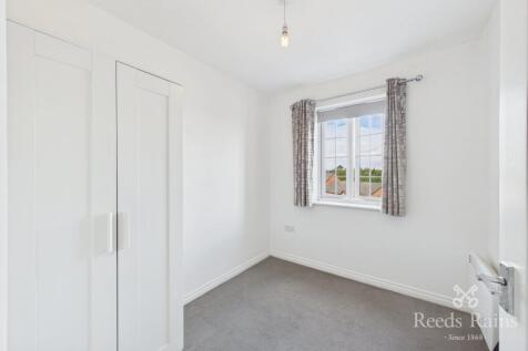 Micklewait Avenue, Crigglestone, Wakefield, West Yorkshire, WF4 photo 4