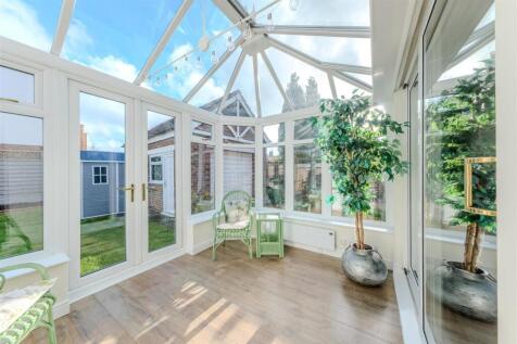 6 Beach Grove-007.JPG