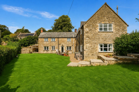Green Grass Rock Cottage.png