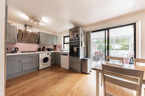 Kitchen (2)