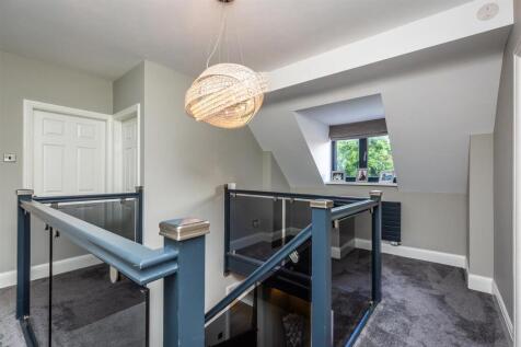 The Chimneys Park Street Worksop S80 1HH-21.jpg