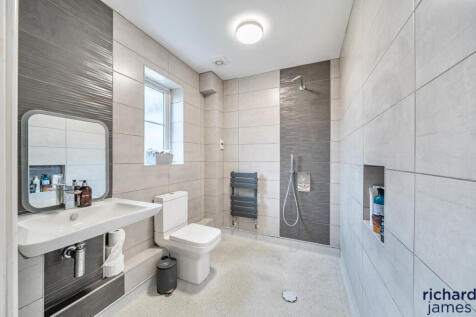 4d3662478ce04e84addb28439bce4cb9