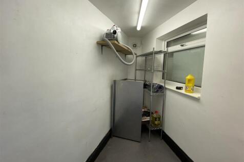 Takeaway to rent Image 5