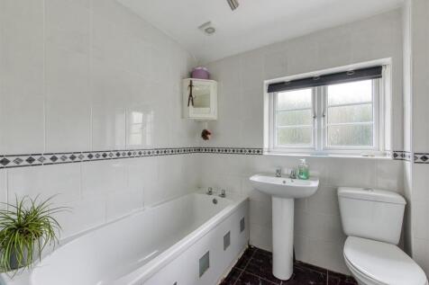 Coldham Cottage-bathroom.jpg