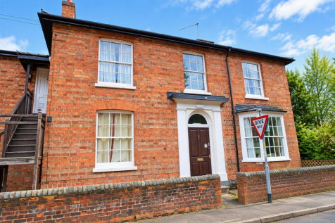 2-bed flat on Available in December 2026 - Kings Road, Malvern, £875/mo
