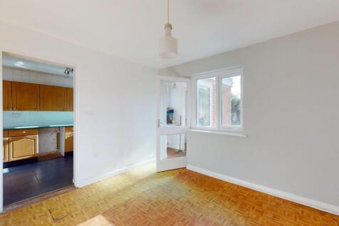 BREAKFAST/DINING ROOM