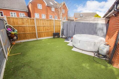 Garage &amp; Parking