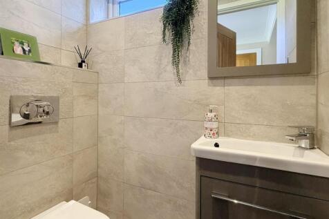 GROUND FLOOR WC
