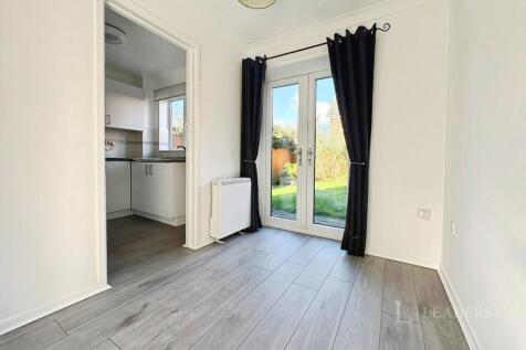 Yew Tree Road, Attleborough, Norfolk, NR17 photo 5