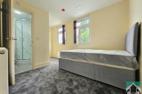 24, Dawlish Road, Birmingham photo 4