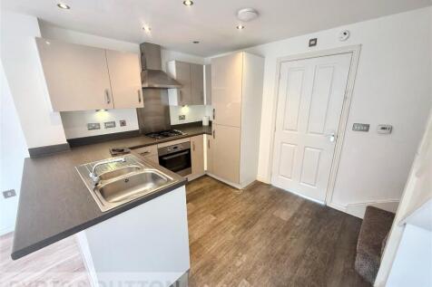 Silver Birch Road, Manchester, Greater Manchester, M9 photo 3