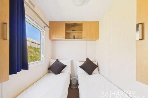 twin bedroom static caravan with two single beds